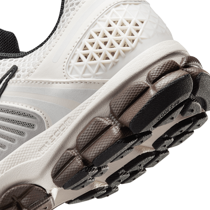 Nike Wmns Zoom Vomero 5 beige 83290 8