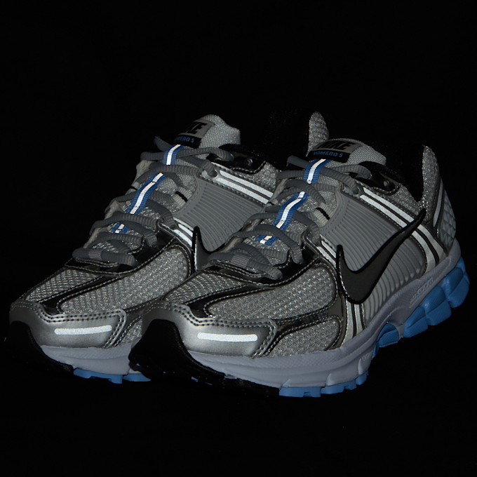 Nike Wmns Zoom Vomero 5 "Light Silver Chrome" green 83295 8