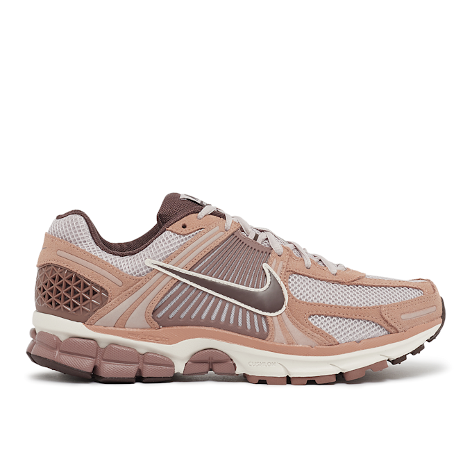 Nike Zoom Vomero 5 "Dusted Clay" brown 83299 2