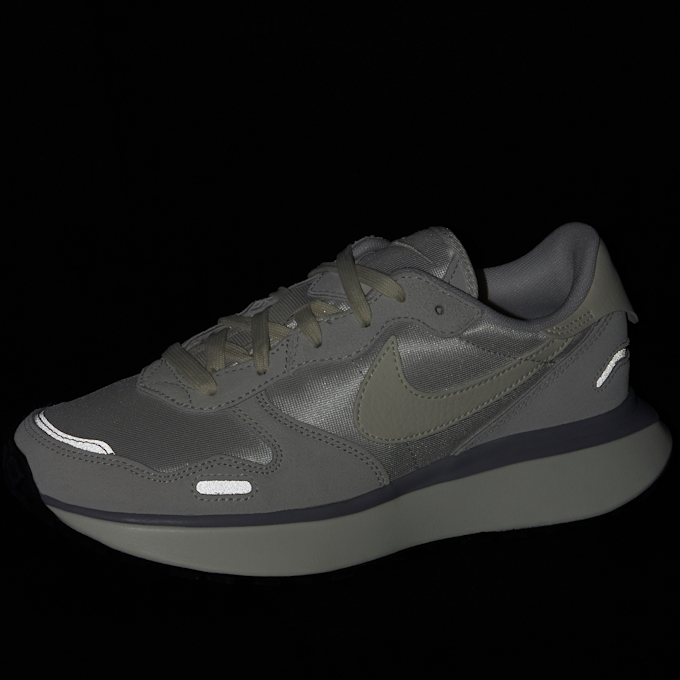 Nike Wmns Phoenix Waffle beige 83297 8