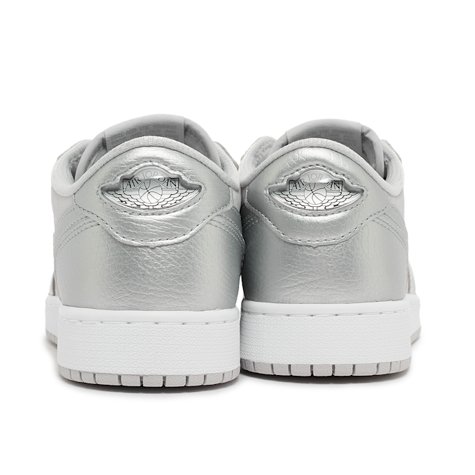 Jordan Air Jordan 1 Low OG "Metallic Silver" (GS) silber 83311 5