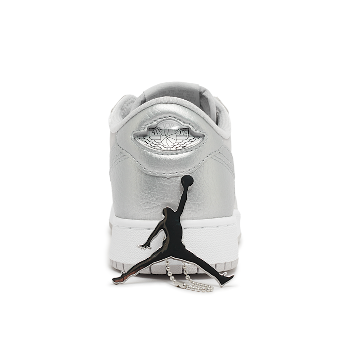 Jordan Air Jordan 1 Low OG "Metallic Silver" (GS) silber 83311 8