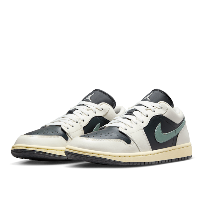 Jordan Air Jordan 1 Low "Jade Smoke" beige 83317 1