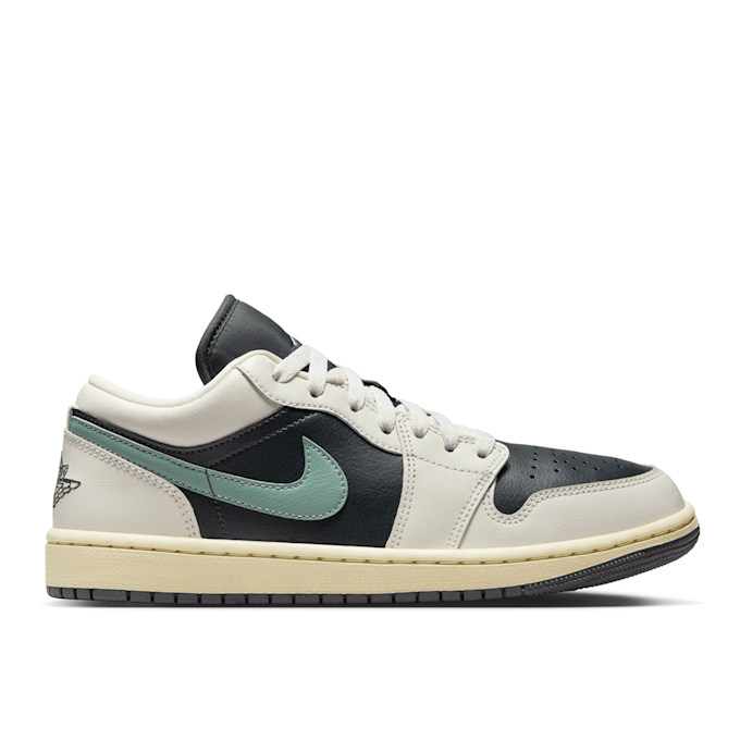 Jordan Air Jordan 1 Low "Jade Smoke" beige 83317 2