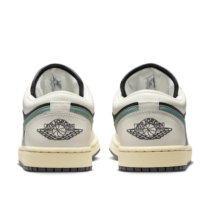Jordan Air Jordan 1 Low "Jade Smoke" beige 83317 5