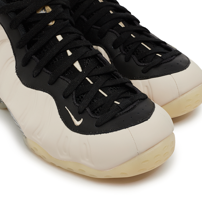 Nike Air Foamposite One "Light Orewood Brown" schwarz 83354 6