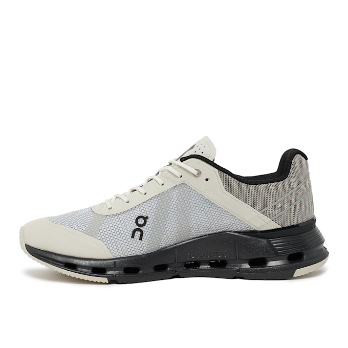 On Cloudnova Z5 Rush beige 83440 3