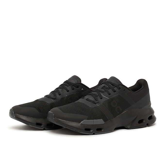 On Cloudpulse zwart 83439 1