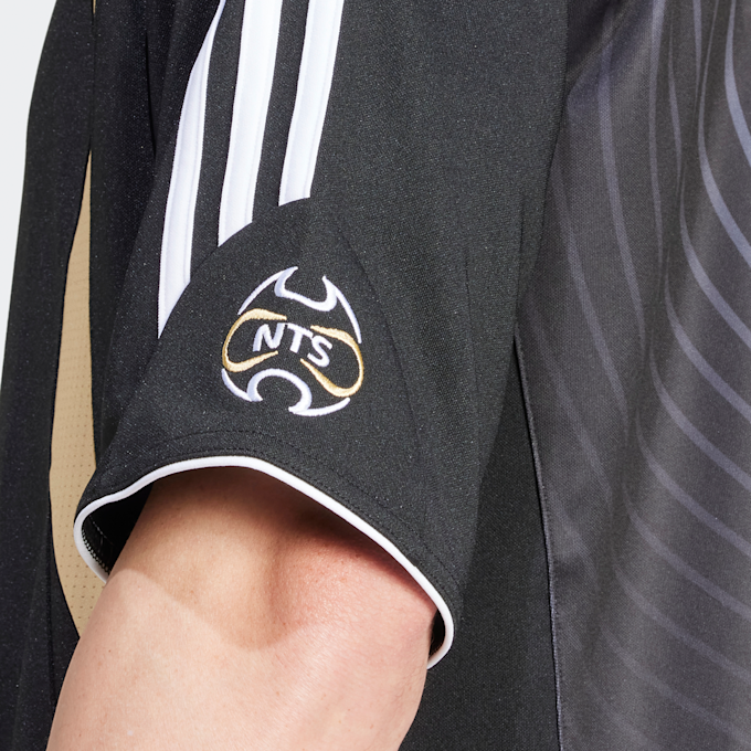 adidas Originals x NTS Radio Teamgeist Kit Jersey schwarz 83853 5