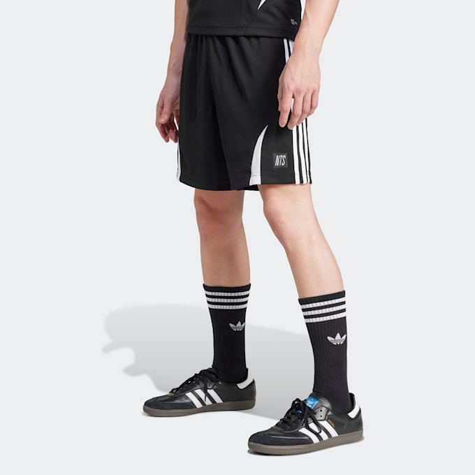adidas Originals x NTS Radio Teamgeist Track Shorts zwart 83854 2
