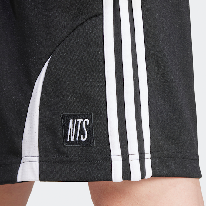 adidas Originals x NTS Radio Teamgeist Track Shorts zwart 83854 4