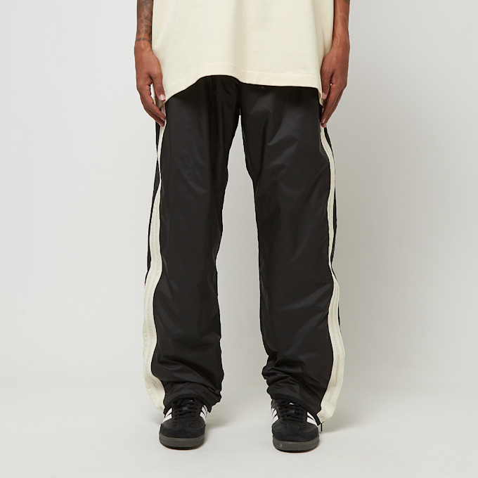 adidas Originals x Fear of God Athletics Woven Relaxed Track Pant schwarz 83954 2