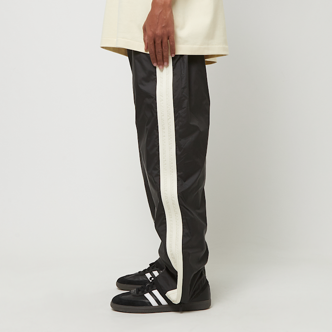 adidas Originals x Fear of God Athletics Woven Relaxed Track Pant schwarz 83954 3