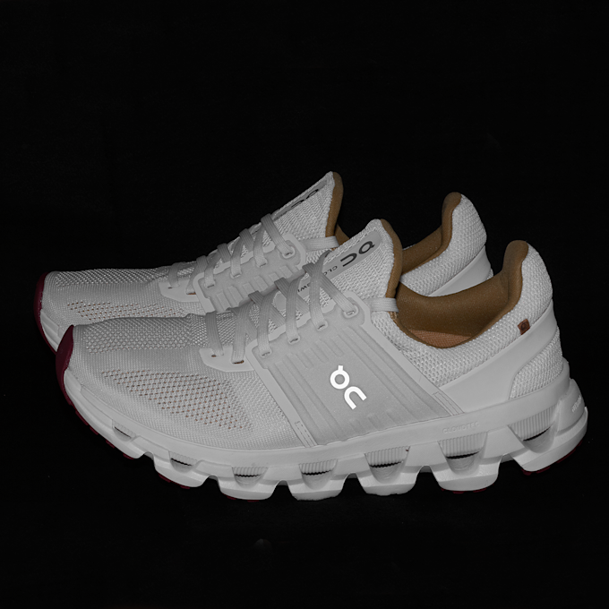 On Wmns Cloudswift Suma wit 84200 8