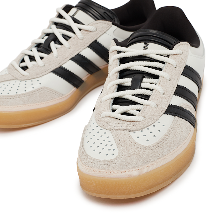 adidas Originals x Bad Bunny Wmns Gazelle Indoor white 84228 7