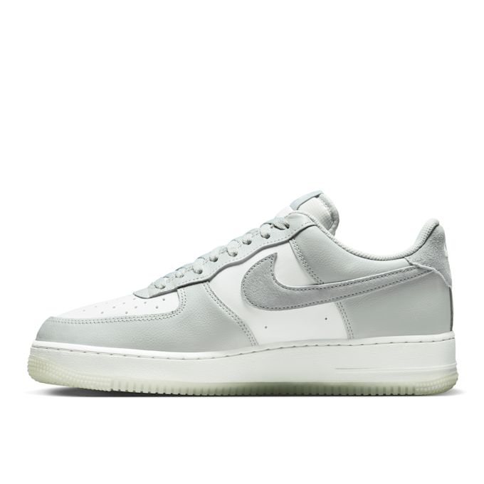 Nike Air Force 1 '07 LV8 "Light Silver" silber 84777 3