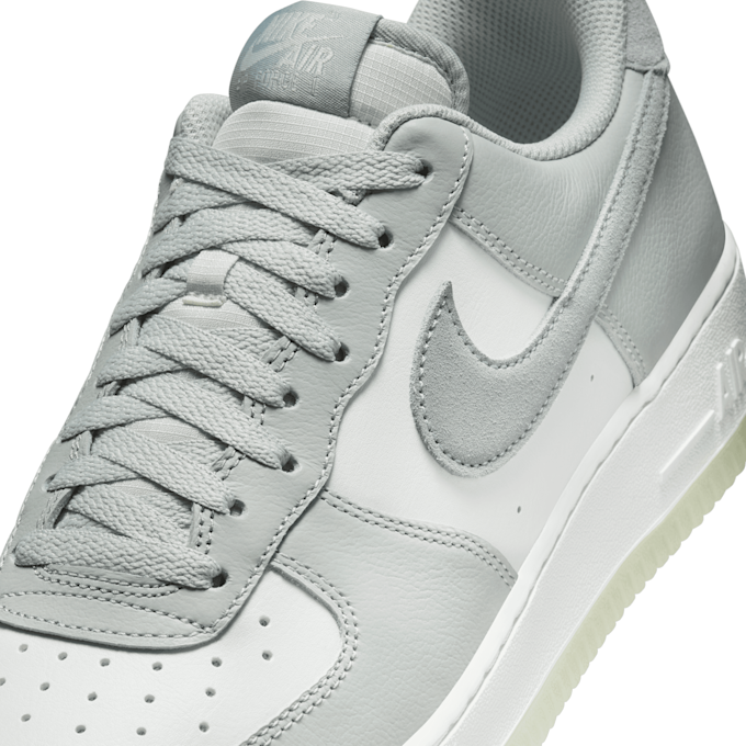 Nike Air Force 1 '07 LV8 "Light Silver" silber 84777 7