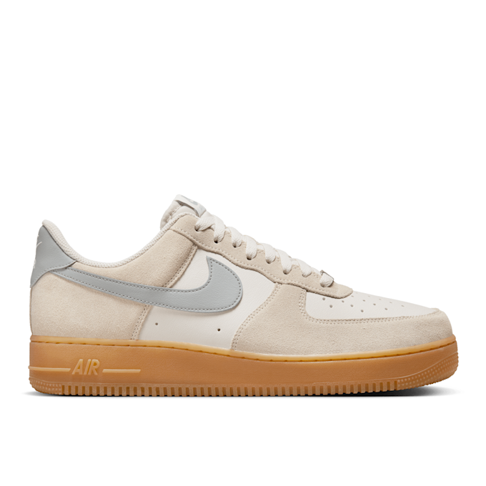 Nike Air Force 1 '07 Lv8 beige 84780 2