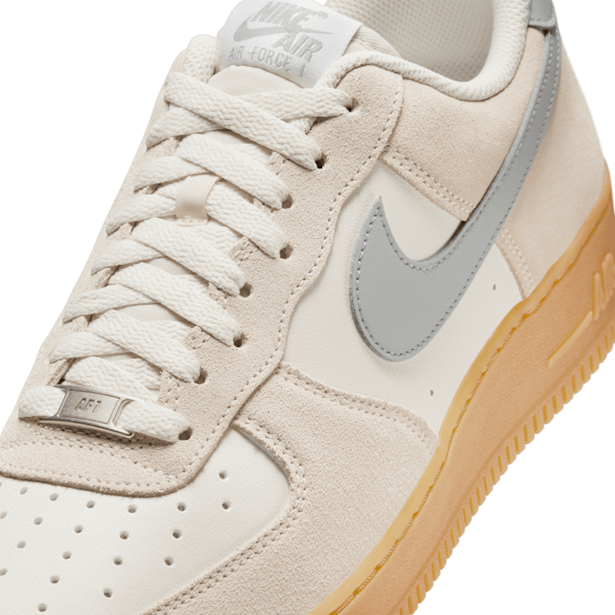 Nike Air Force 1 '07 Lv8 beige 84780 7