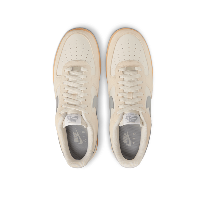 Nike Wmns Air Force 1 '07 Lv8 beige 88074 4