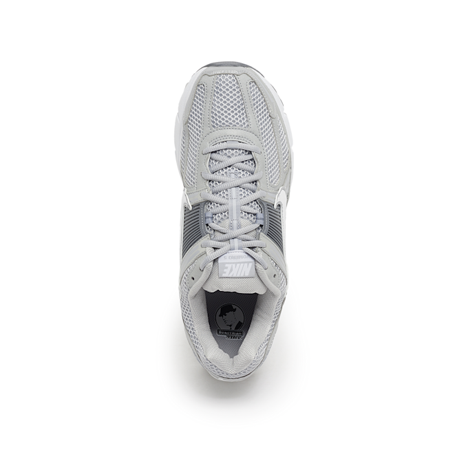 Nike Wmns Zoom Vomero 5 grau 90490 4