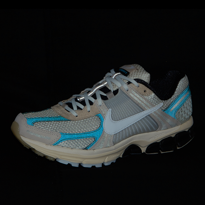 Nike Wmns Zoom Vomero 5 Premium "Light Bone Black" beige 84796 8