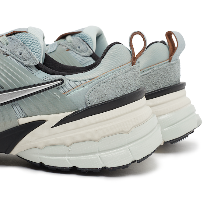 Nike Wmns V2K Run "Light Orewood Brown" bleu 84814 5