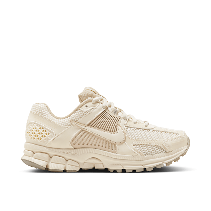 Nike Wmns Zoom Vomero 5 "Sail" beige 86772 2