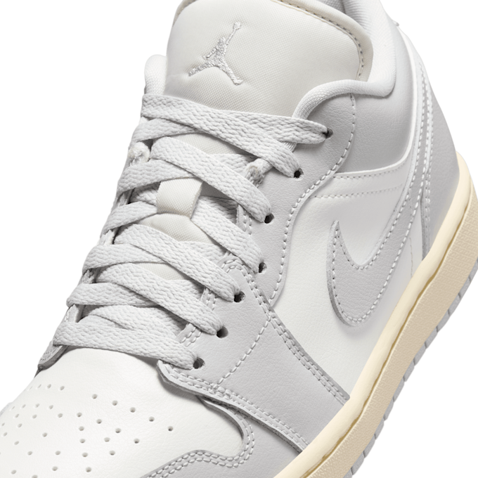 Jordan Wmns Air Jordan 1 Low "Neutral Grey" grau 88091 7