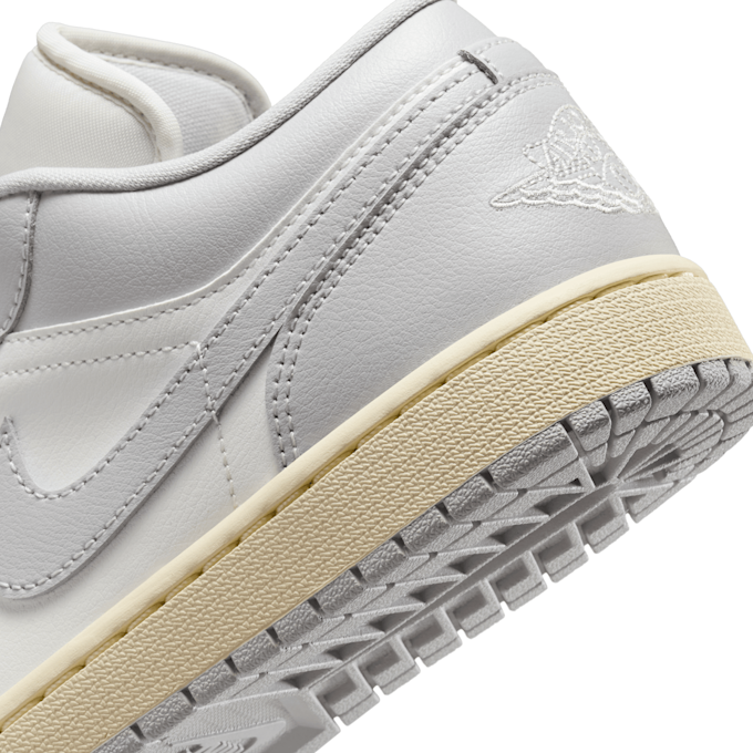 Jordan Wmns Air Jordan 1 Low "Neutral Grey" grau 88091 8