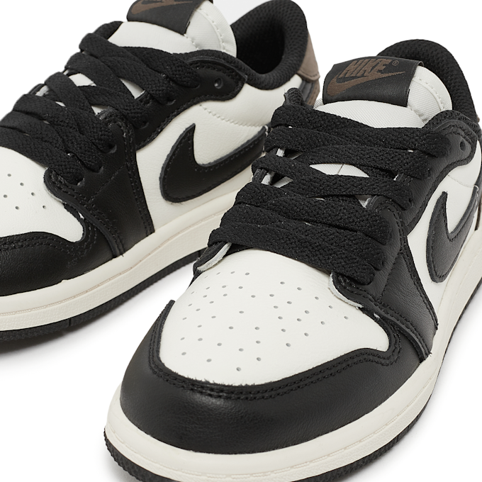 Jordan Air Jordan 1 Low OG "Mocha" (PS) braun 88954 5
