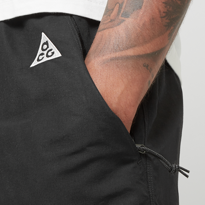 Nike ACG Shorts "Reservoir Goat" schwarz 84841 5