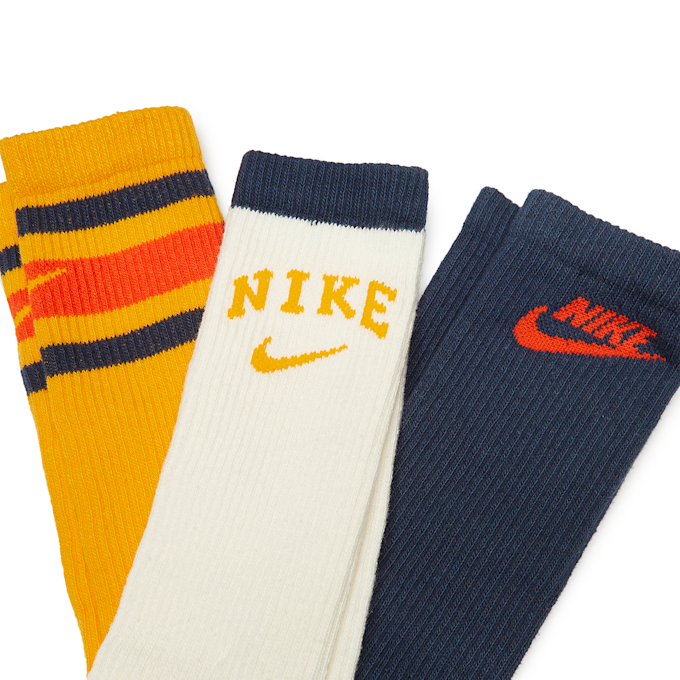 Nike Everyday Plus Socks (3 Pack) multi-colour 88097 3