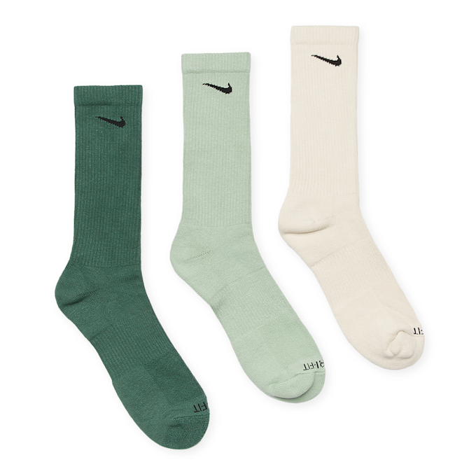 Nike Everyday Plus Cushioned Crew Socks (3 Pack) multi-colour 88959 2