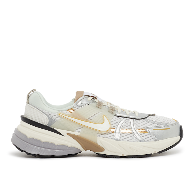 Nike V2K Run "Khaki Metallic Silver" zilver 86790 2