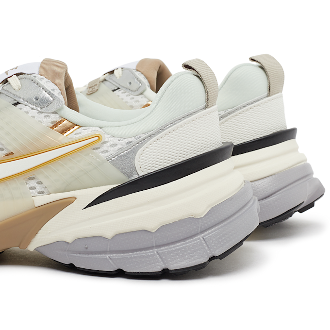 Nike V2K Run "Khaki Metallic Silver" zilver 86790 5