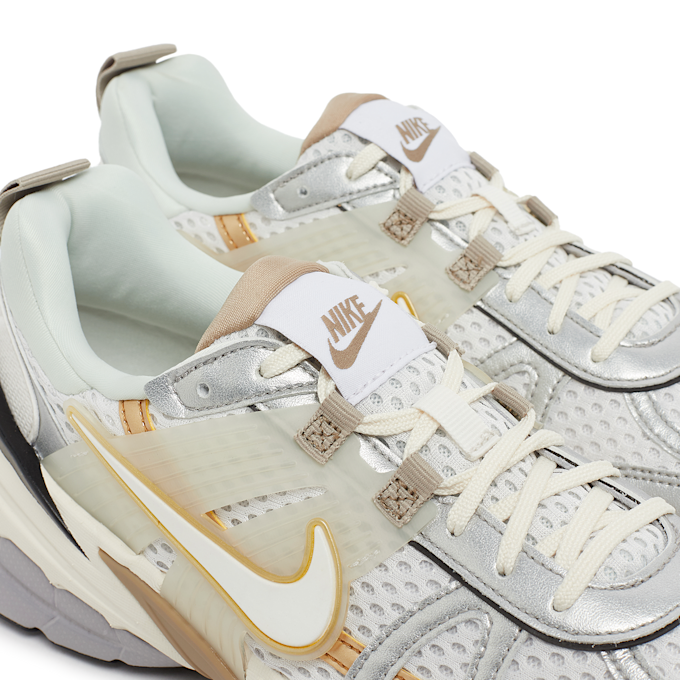 Nike V2K Run "Khaki Metallic Silver" zilver 86790 6