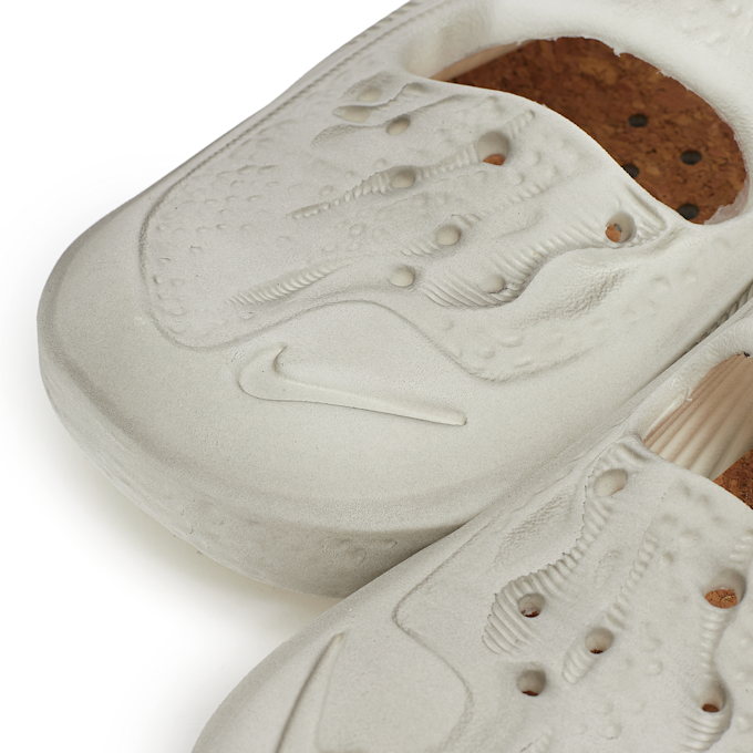 Nike Ispa Universal beige 84860 6