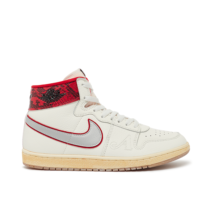 Jordan x Awake NY Wmns Air Ship "University Red" beige 84878 2