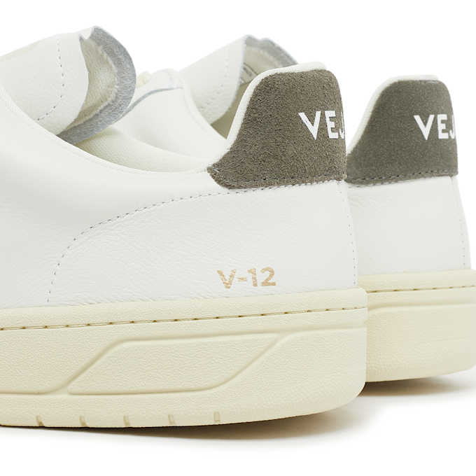Veja V-12 Stitch white 85039 5