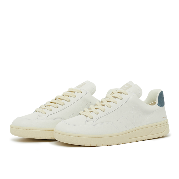Veja V-12 white 90282 1