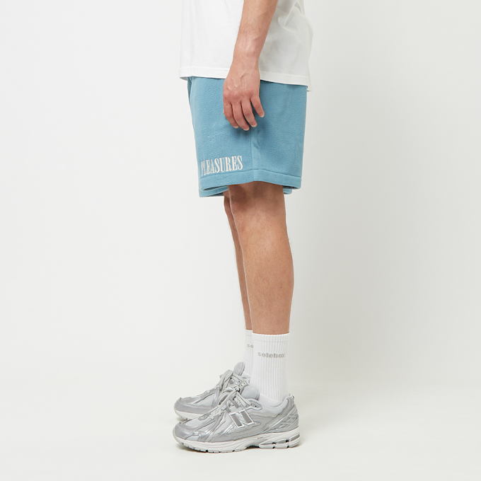 Pleasures Equator Shorts blau 86964 3