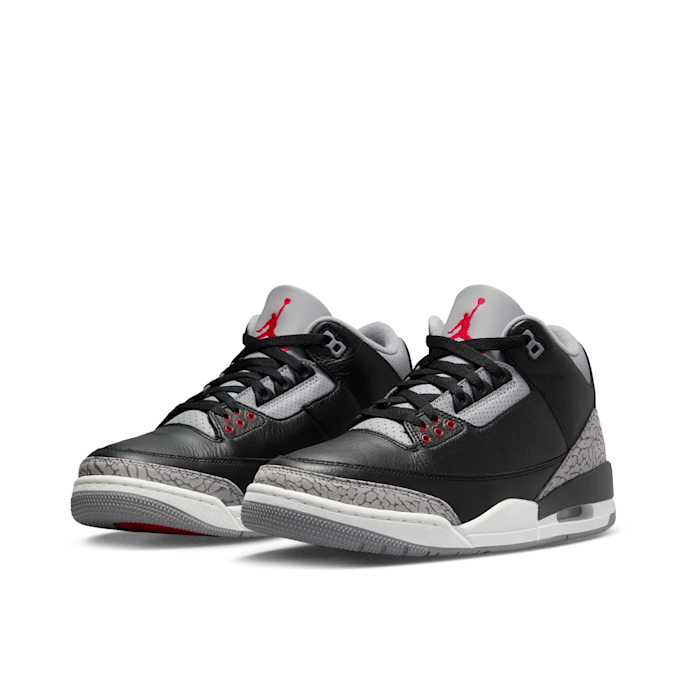 Jordan Wmns Air Jordan 3 Retro OG "Black Cement" grau 87621 1