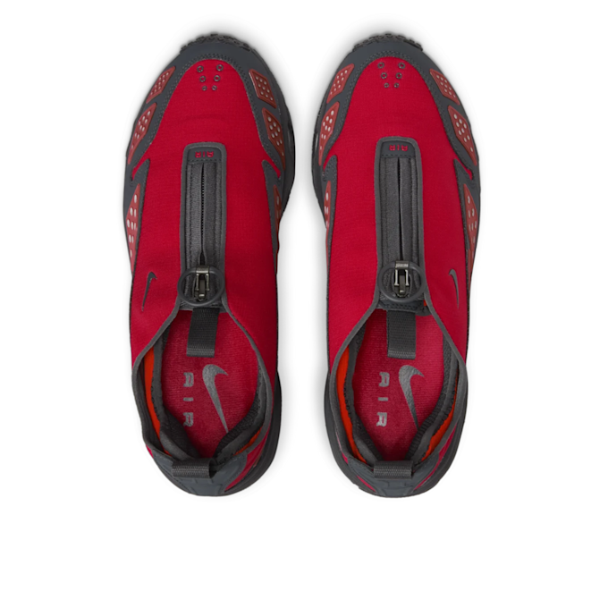 Nike Air Max SNDR Gore-Tex "Fire Red" black 85149 4