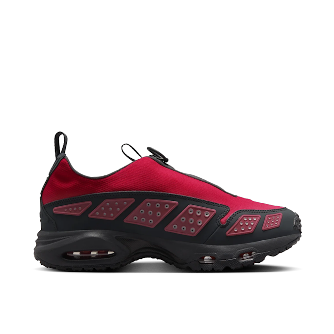 Nike Wmns Air Max SNDR Gore-Tex "Fire Red" schwarz 89636 2