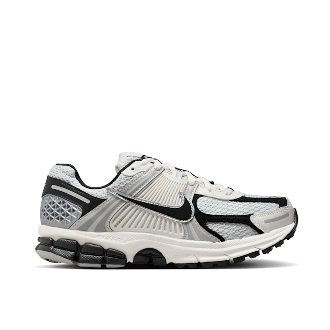 Nike Wmns Zoom Vomero 5 gris 88228 2