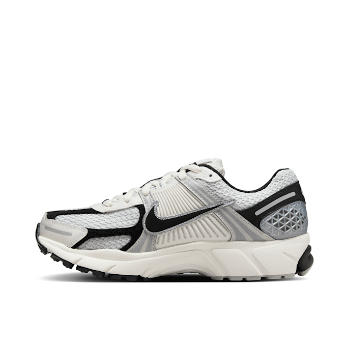 Nike Wmns Zoom Vomero 5 gris 88228 3