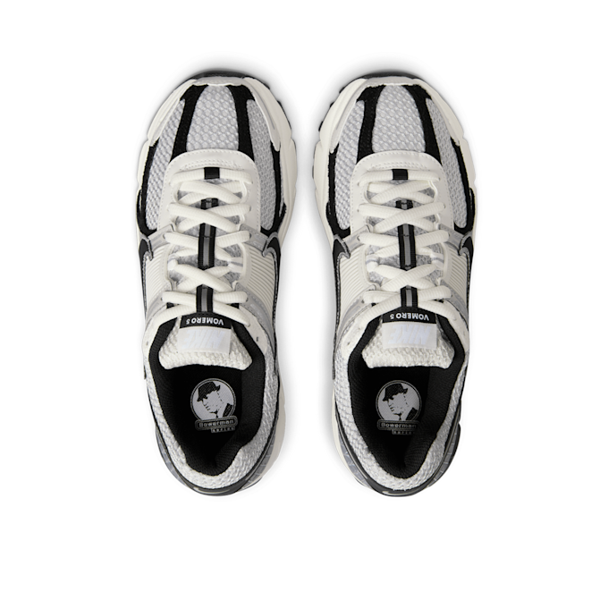 Nike Wmns Zoom Vomero 5 gris 88228 4