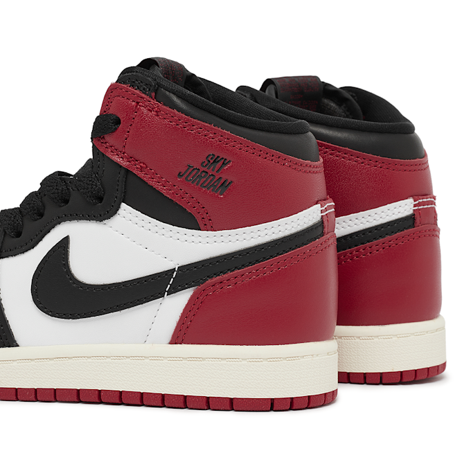 Jordan (PS) Jordan 1 Retro High OG "Black Toe Reimagined" schwarz 86215 5