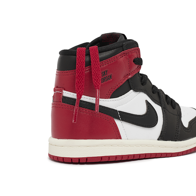 Jordan (TD) Jordan 1 Retro High OG "Black Toe Reimagined" schwarz 86214 8